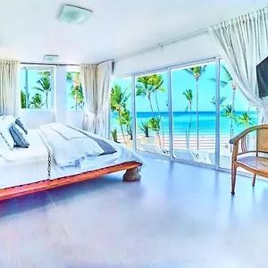 Beachfront - Everything Bed & Breakfast